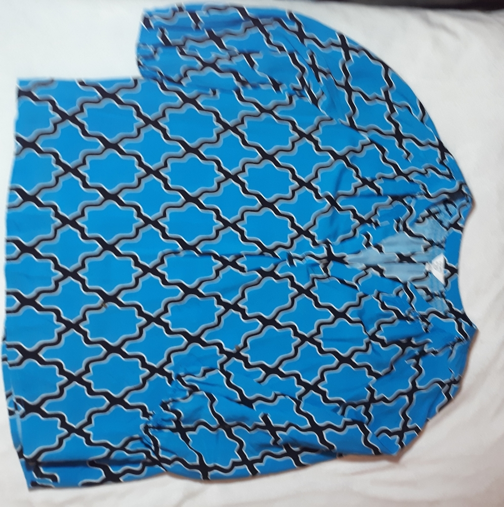 Crown and Ivy blouse